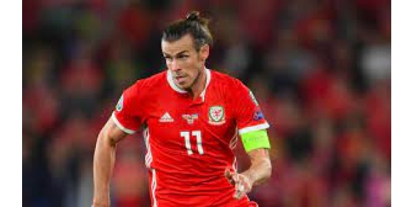 Bale auttoi Walesia voittamaan perinteen Bale auttoi Walesia voittamaan perinteen